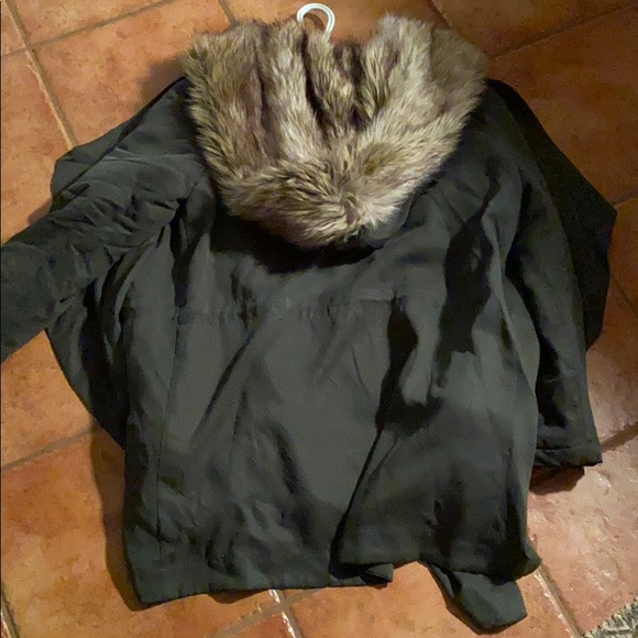 BB Dakota Faux Fur Jacket w/Removable Hooded Vest - Picture 5 of 8